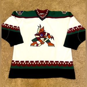 Phoenix coyote jersey
